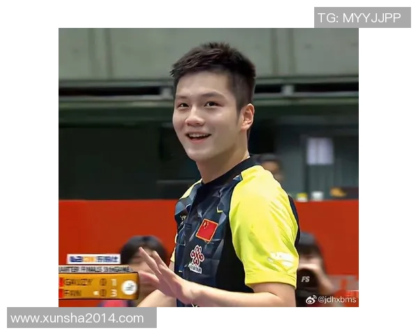 笑容灿烂的足球明星们展现光辉与魅力,球场外的微笑同样闪耀人心 笑容灿烂的足球明星们展现光辉与魅力,球场外的微笑同样闪耀人心